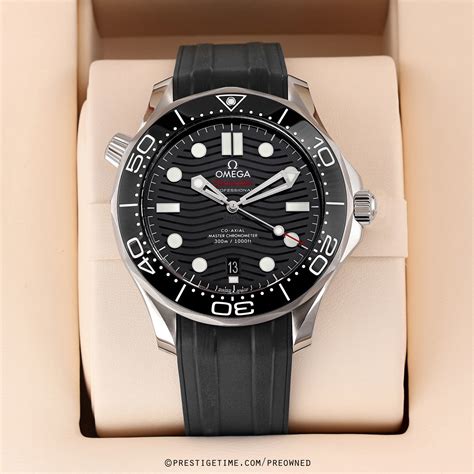 omega seamaster 300 pre owned.